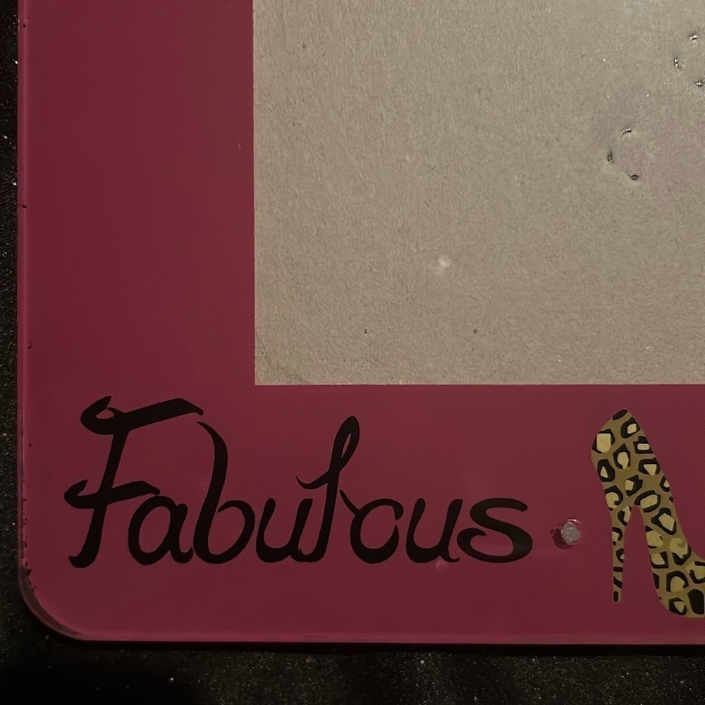 Chick Frame 🖼️ - Picture 2 of 7